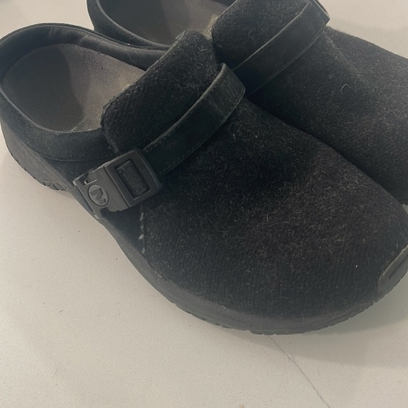 Merrell Encore Groove black wool EUC - Picture 4 of 4